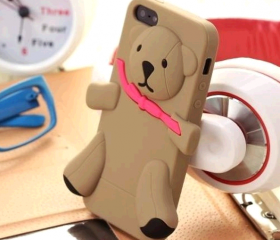 Lovely and Cute Bear Silicone Case Back Cover for iPhone 4/4S/5